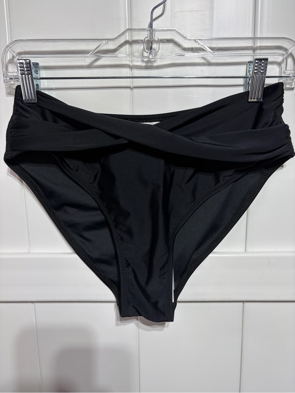 NWT Annbon black criss-cross front swim bottoms